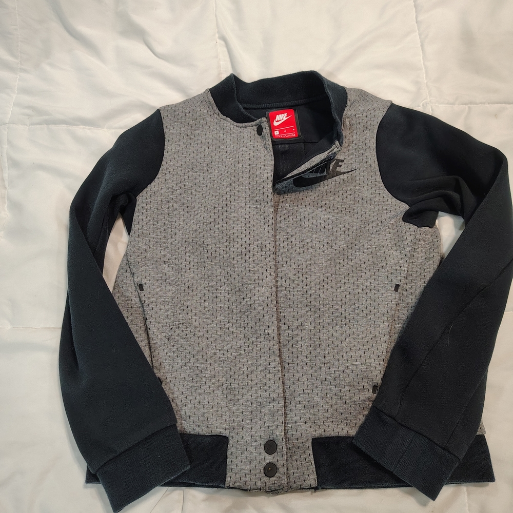 Nike Black and Gray Textured Jacket